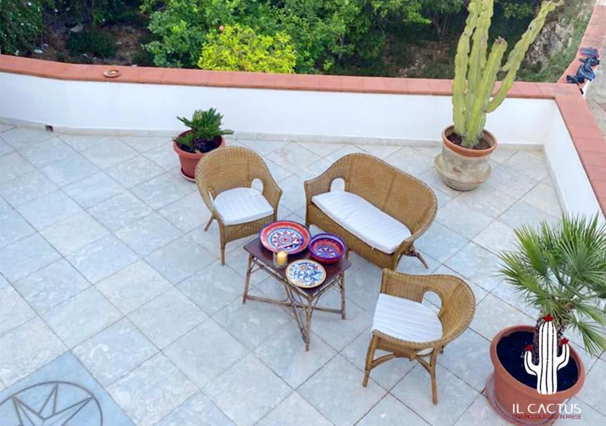 Il Cactus: Una Piccola Oasi In Paese Favignana Luaran gambar